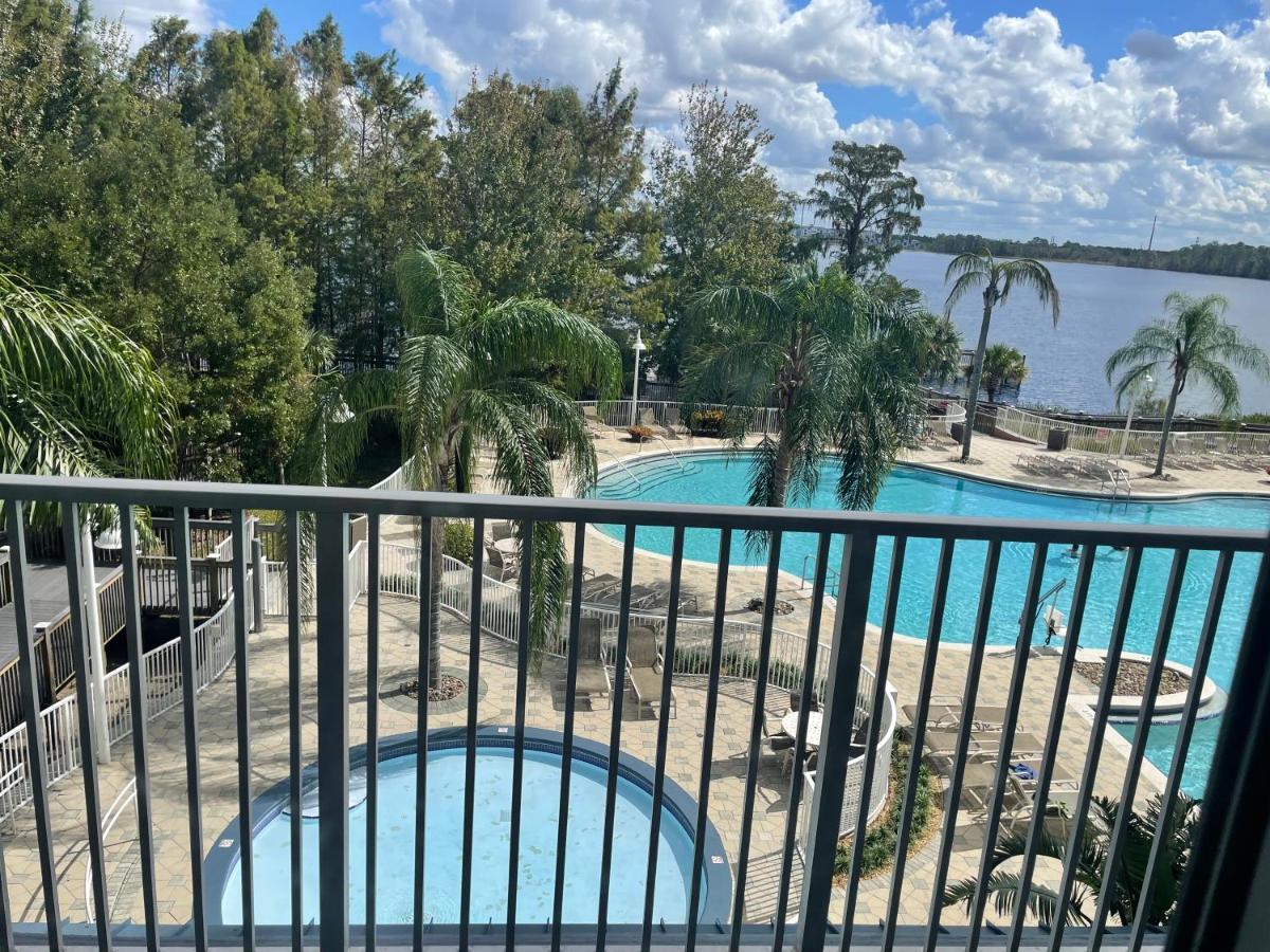 Disney Just 1 And A Quarter Mile Away, Blue Heron 1 Room 2 Bath,Amenities,6 Guests, Walk To Restaurants, No Fees At Check In 奥兰多 外观 照片