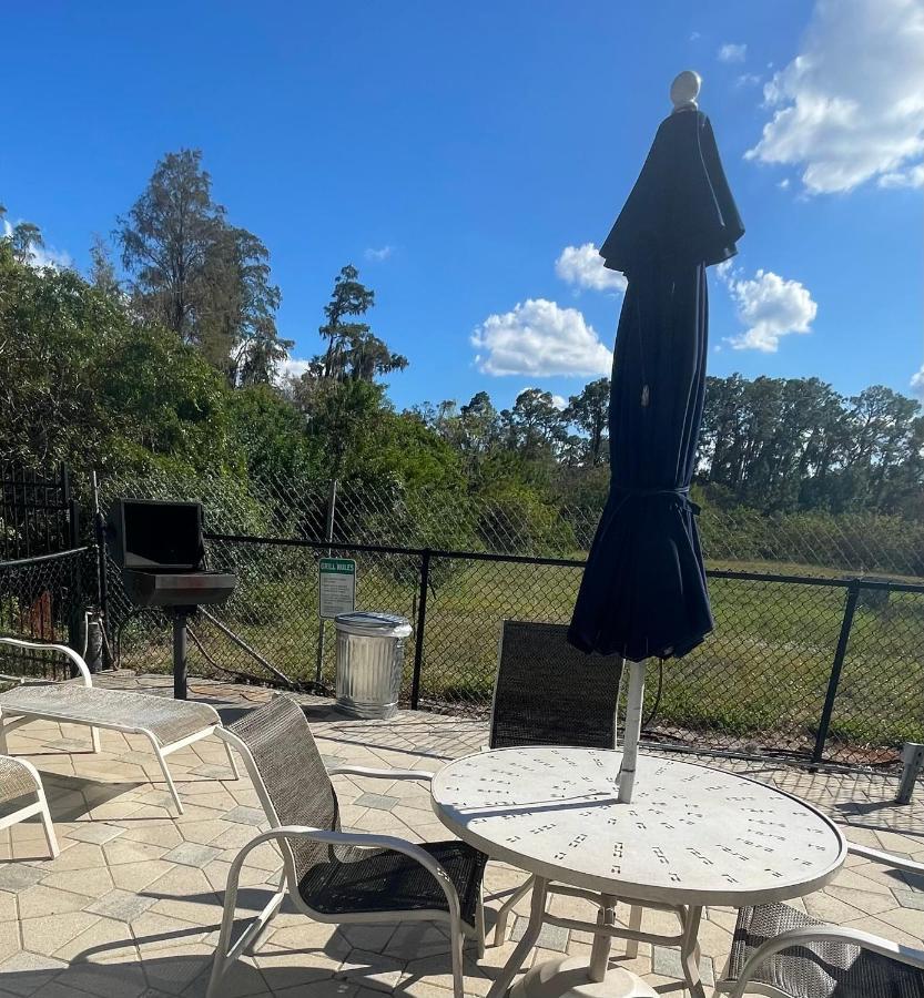 Disney Just 1 And A Quarter Mile Away, Blue Heron 1 Room 2 Bath,Amenities,6 Guests, Walk To Restaurants, No Fees At Check In 奥兰多 外观 照片