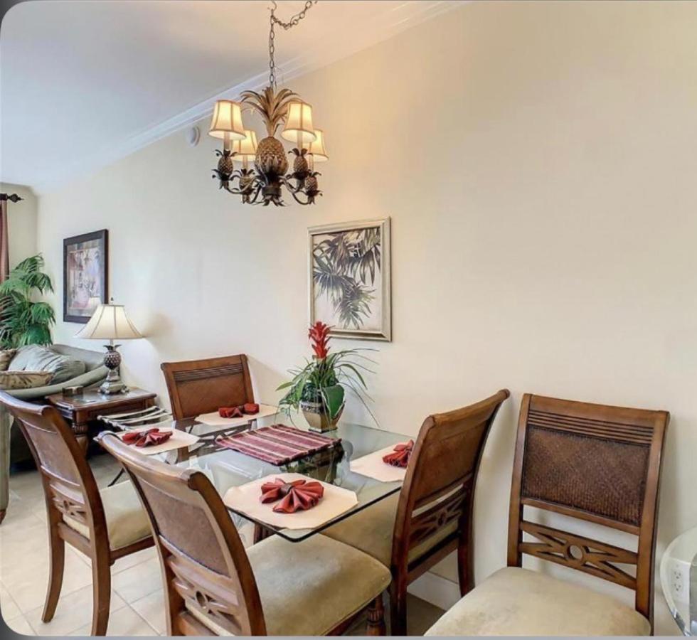 Disney Just 1 And A Quarter Mile Away, Blue Heron 1 Room 2 Bath,Amenities,6 Guests, Walk To Restaurants, No Fees At Check In 奥兰多 外观 照片